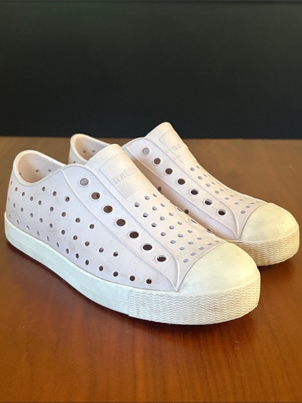 Native Shoes Jefferson Slip-on Sneakers, pink, size 1